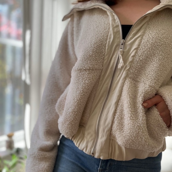 SOLD ON IG - Picture 2 of 5